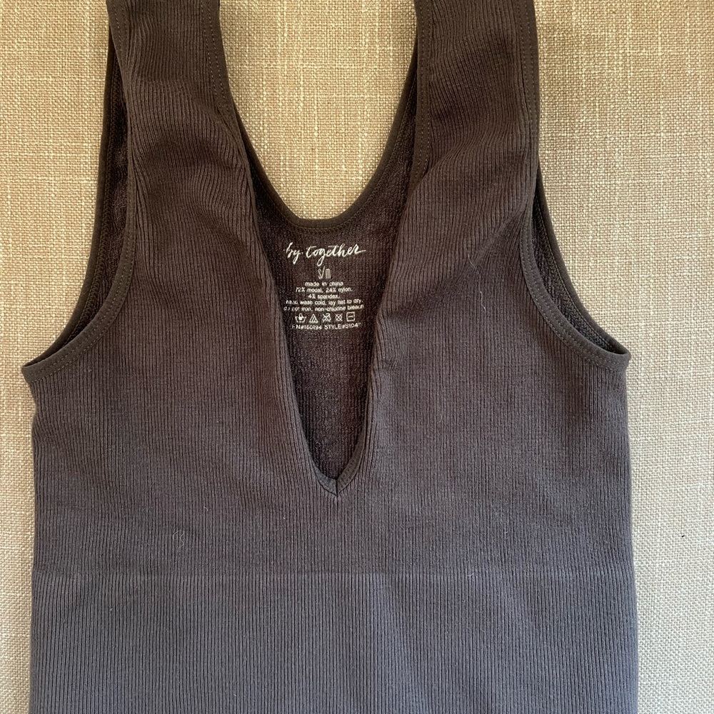 Grey By Together tank size s/m